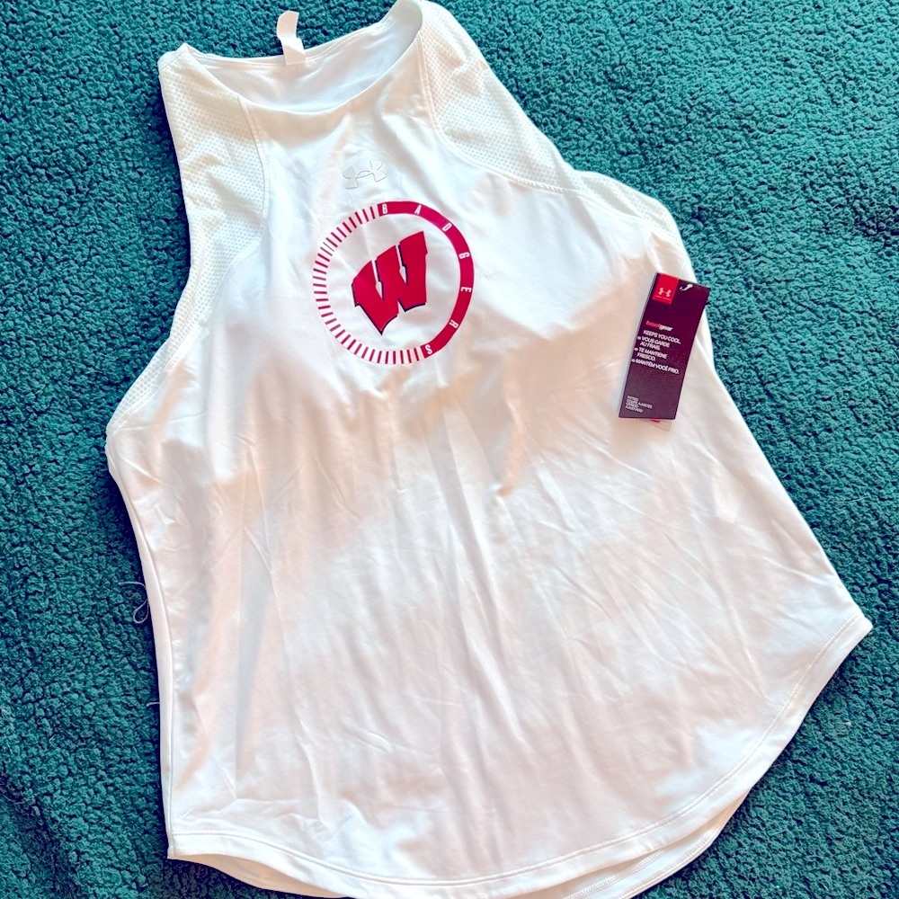 NWT $55 WISCONSIN BADGERS Vollleyball x Under Armour Racer Back Tank Top Shirt